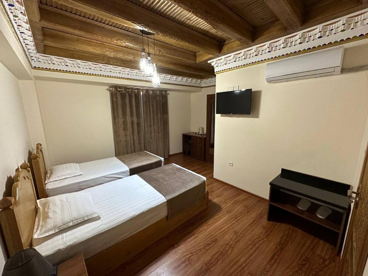 Antique Hotel Imran Bucara Exterior foto