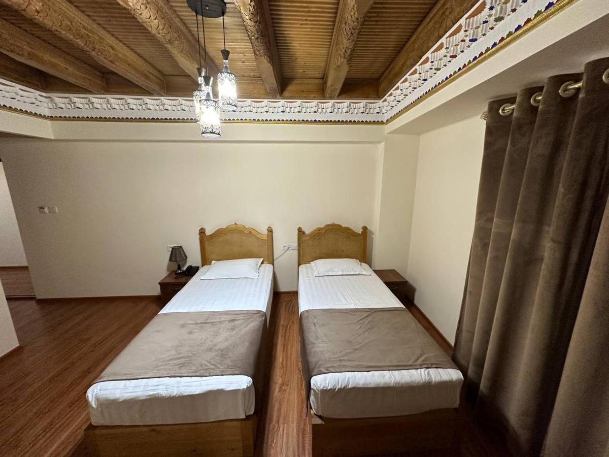Antique Hotel Imran Bucara Exterior foto
