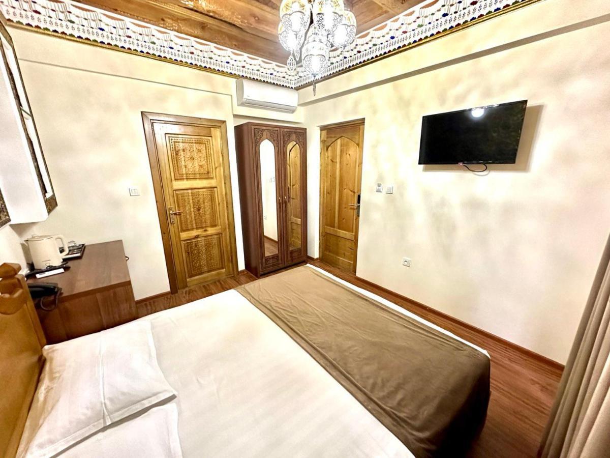 Antique Hotel Imran Bucara Exterior foto