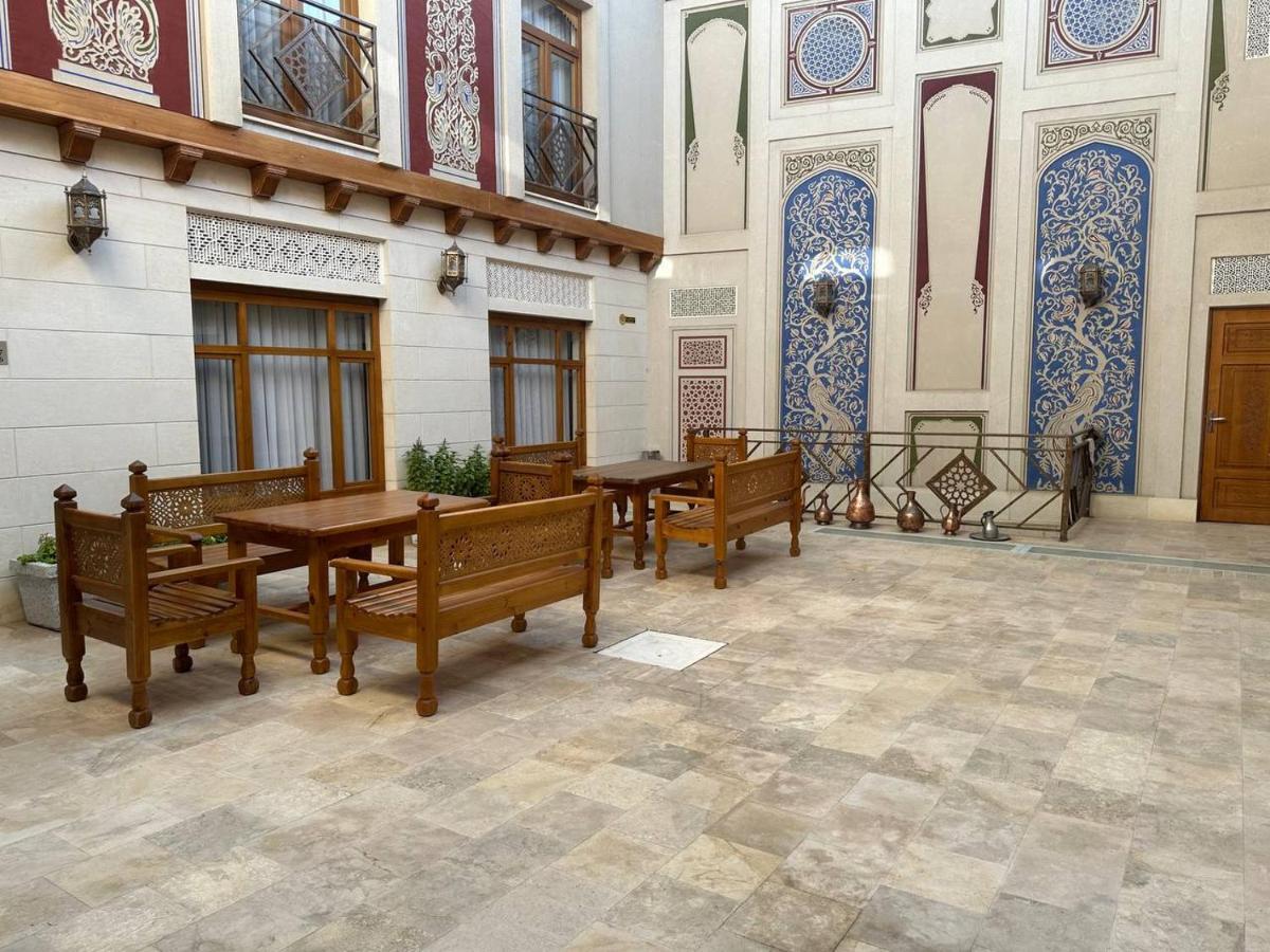 Antique Hotel Imran Bucara Exterior foto